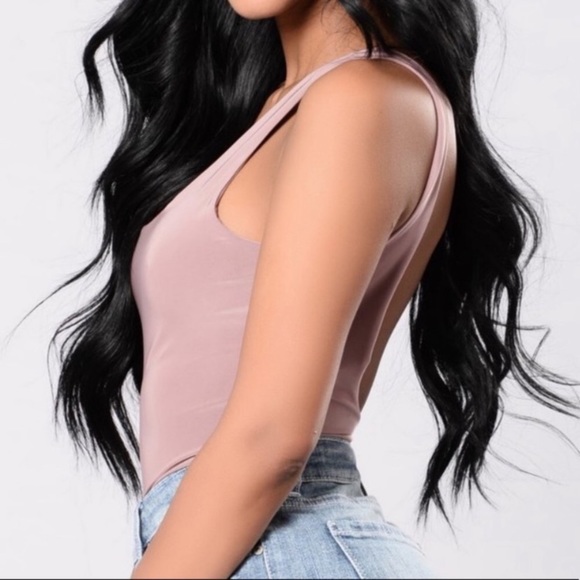 Fashion nova bodysuit - Picture 3 of 7